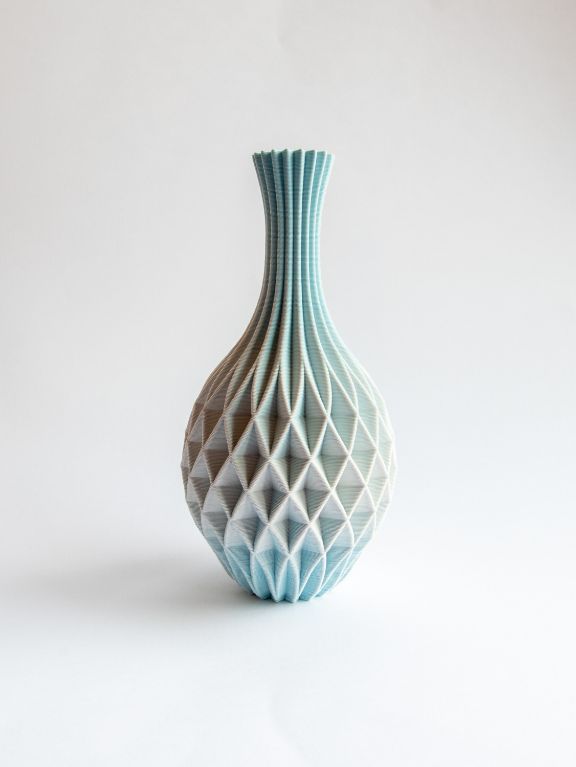 thistle bottle, blue/white porcelain
